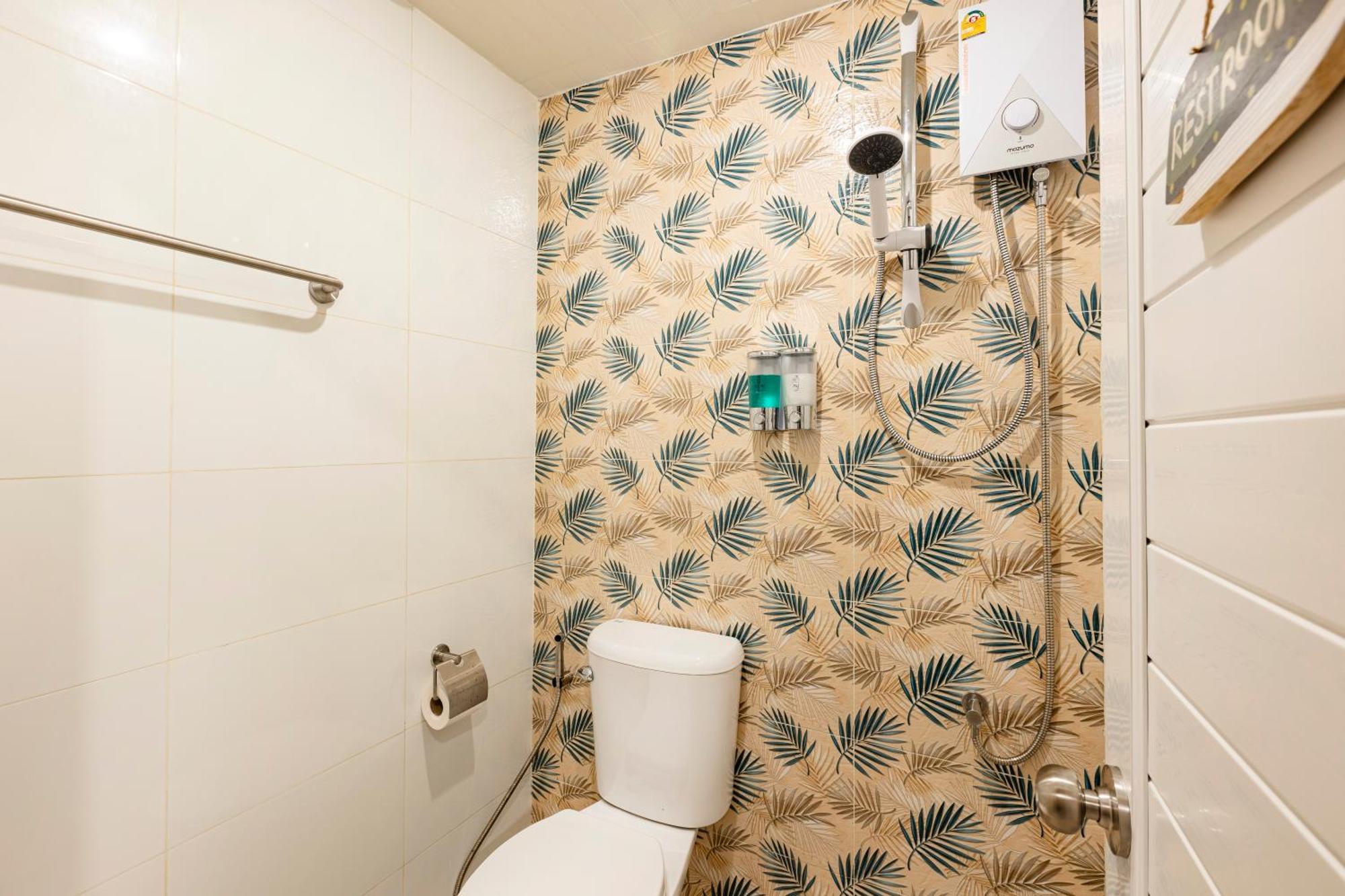 Patong Sweett Lemon Hostel מראה חיצוני תמונה